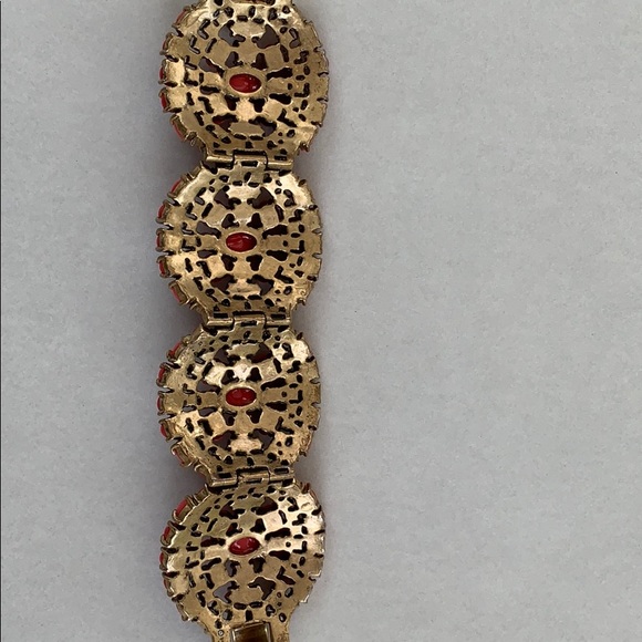 Stella& Dot matching earring and bracelet set - Picture 4 of 4